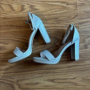 Forever Glittering Silver Open-Toe Heel Platforms Size 7 Sparkles Formal Wedding